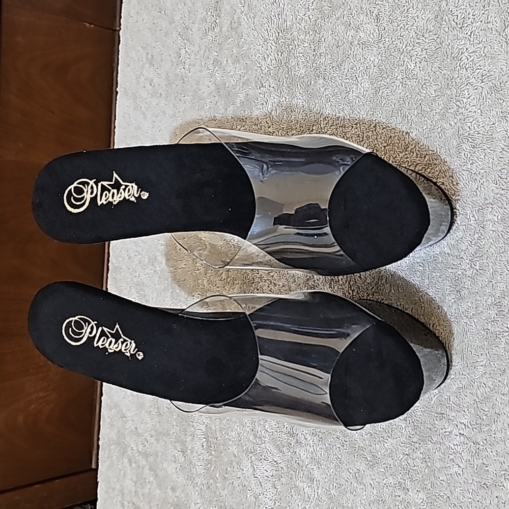 Pleaser platform 7 inch heel sz 11